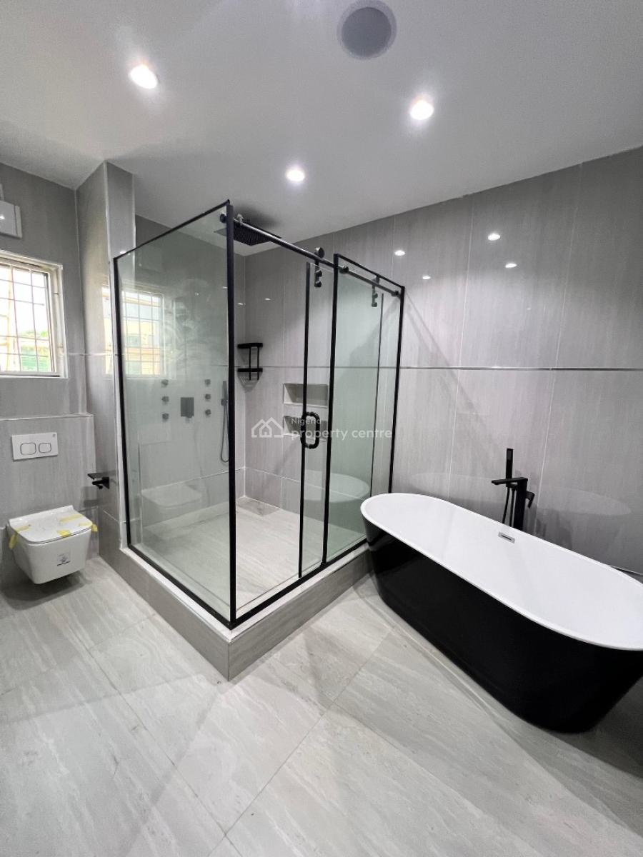 5 Bedrooms Fully Detached Duplex with 5 Room Bq and a Bq, Lekki Phase 1, Lekki Phase 1, Lekki, Lagos, Detached Duplex for Sale