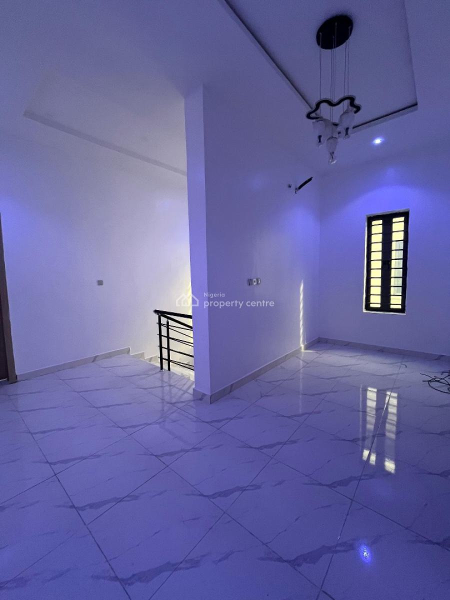 4 Bedrooms Semi Detached Duplex, Lekky County Homes, Lekki, Lagos, Semi-detached Duplex for Sale