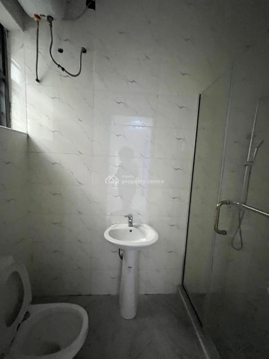 4 Bedrooms Semi Detached Duplex, Lekky County Homes, Lekki, Lagos, Semi-detached Duplex for Sale