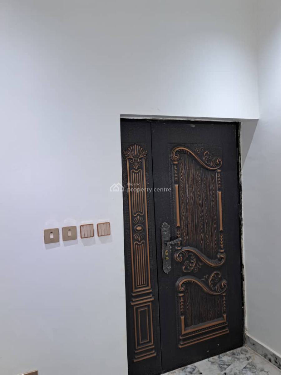 4 Bedrooms Detached House with 2 Rooms Boys Quarter, Lokogoma District, Abuja, Detached Duplex for Sale