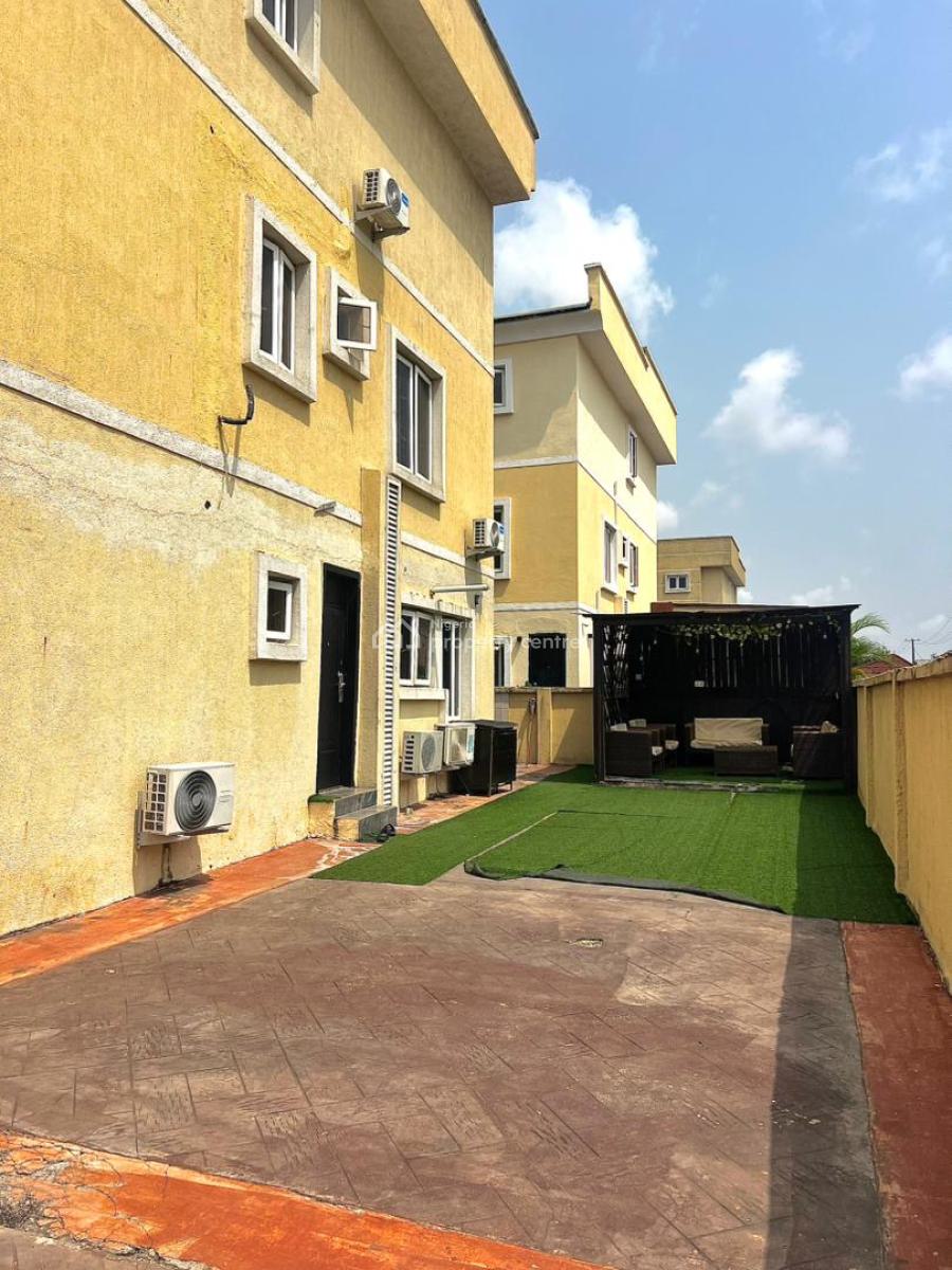Spacious 6- Bedroom Fully Detached House + Bq, Osapa, Lekki, Lagos, Detached Duplex for Rent