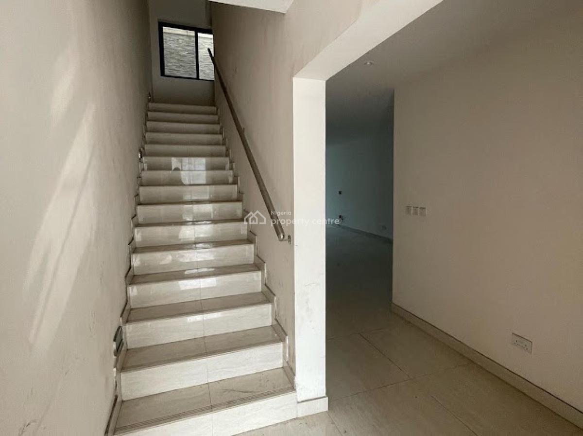 5 Units of 4 Bedrooms Terrace Duplex + Bq, Courtyard, Chevron, Lekki Expressway, Lekki, Lagos, Terraced Duplex for Sale