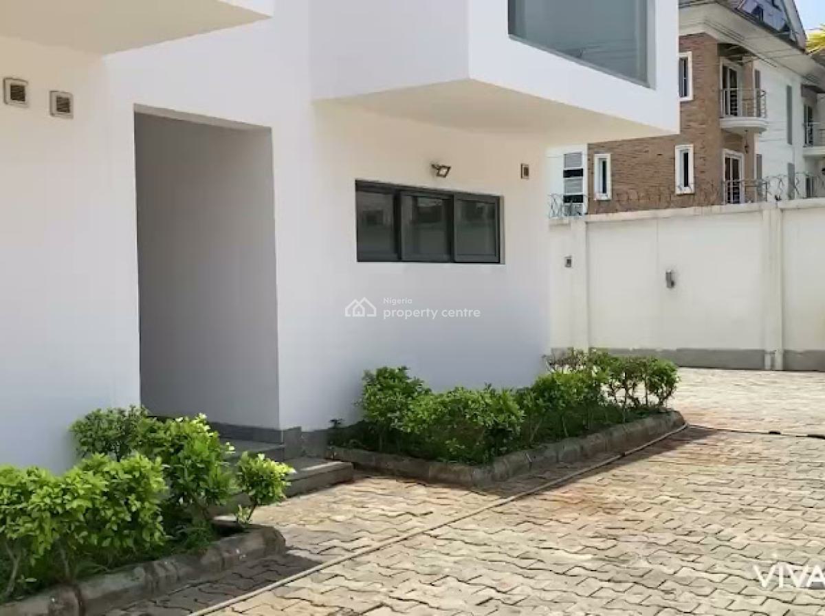 5 Units of 4 Bedrooms Terrace Duplex + Bq, Courtyard, Chevron, Lekki Expressway, Lekki, Lagos, Terraced Duplex for Sale