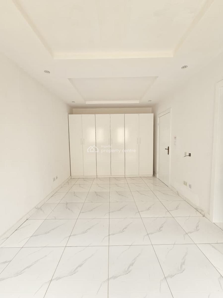 Well-built Luxury Spacious 2 Bedroom Apartment with Elevator, Ikate Elegushi, Lekki, Lagos, Flat / Apartment for Sale