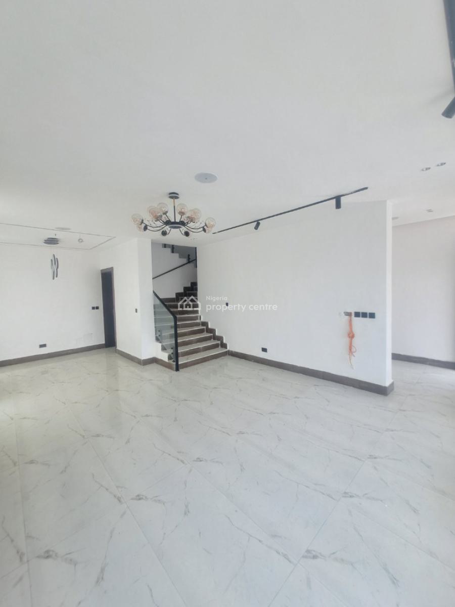 Beautifully Finished 5 Bedroom Detached with Bq, Lekki Phase 1, Lekki, Lagos, Detached Duplex for Sale