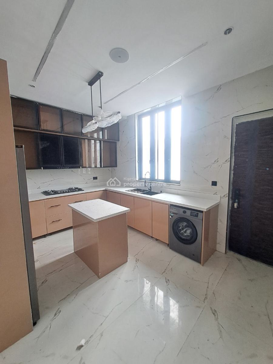 Beautifully Finished 5 Bedroom Detached with Bq, Lekki Phase 1, Lekki, Lagos, Detached Duplex for Sale