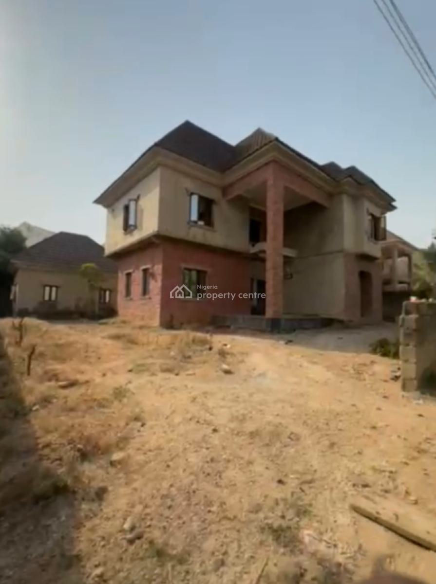 Distress 5 Bedrooms Fully Detached Duplex with Bq in an Estate, Mbora (nbora), Abuja, Detached Duplex for Sale