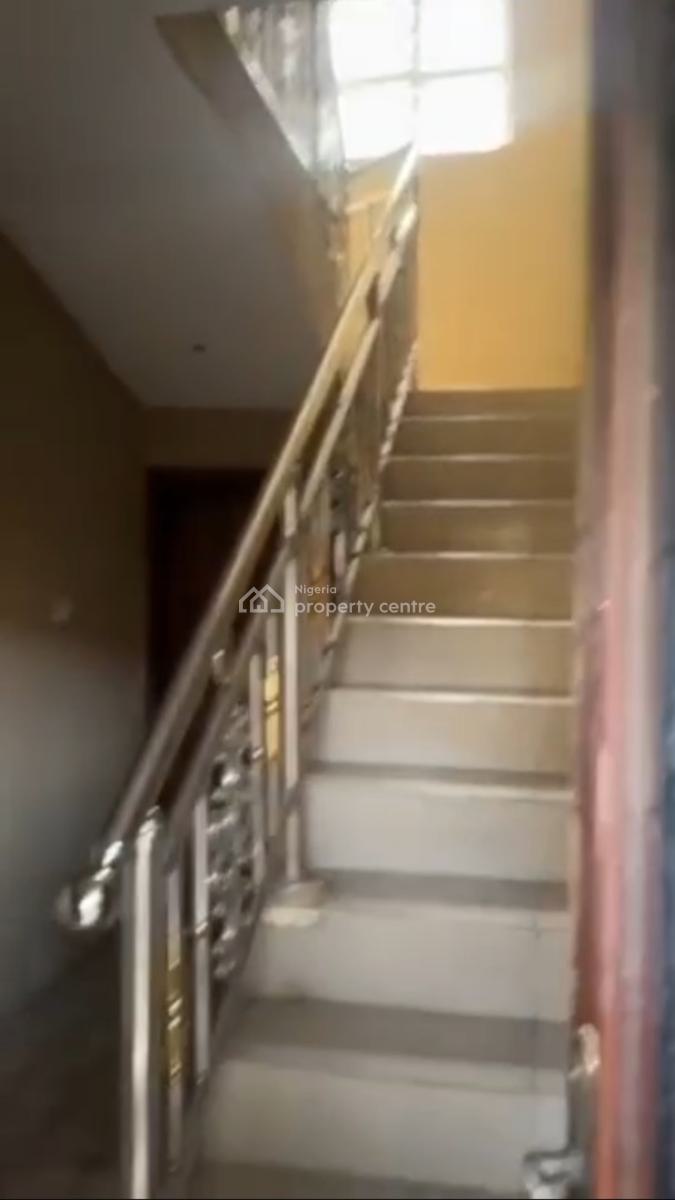 Modern Building Consisting of 6 Flats, Oreyo, Igbogbo, Ikorodu, Lagos, Block of Flats for Sale