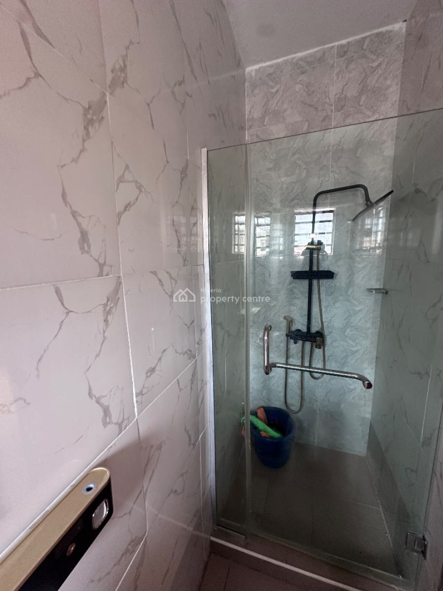 Fully Furnished 2 Bedroom Apartment, Whitesand Beach Estate, Ologolo, Lekki, Lagos, Flat / Apartment Short Let