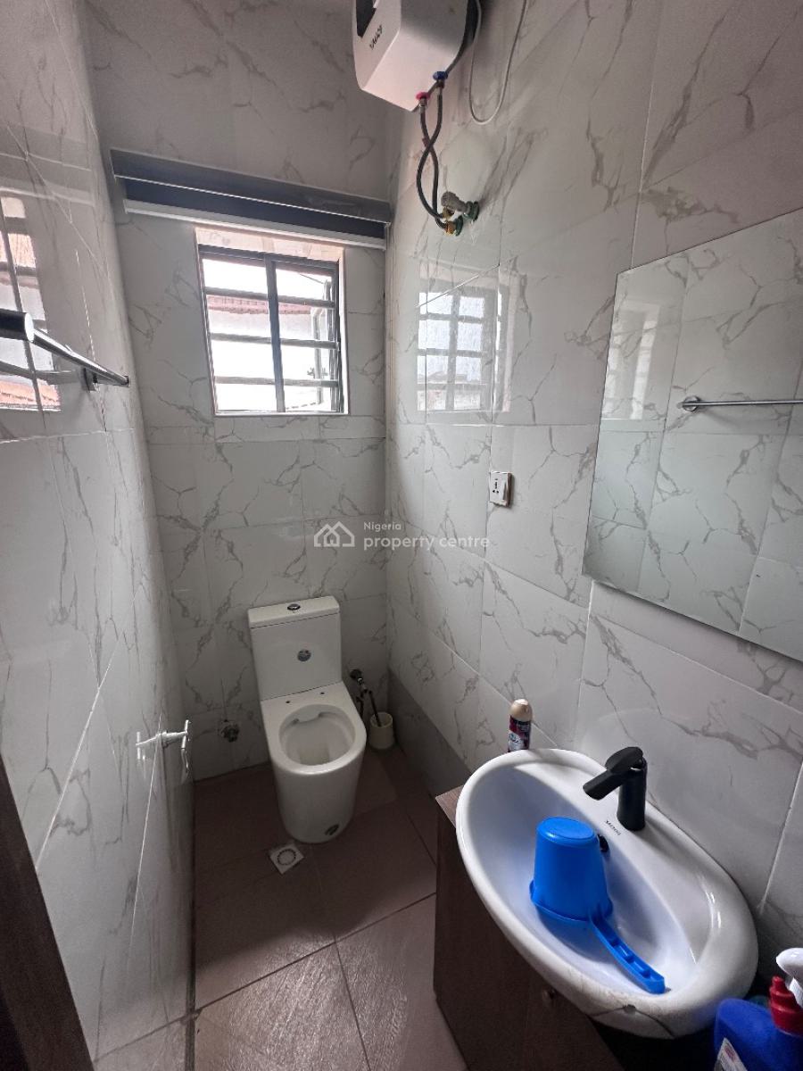 Fully Furnished 2 Bedroom Apartment, Whitesand Beach Estate, Ologolo, Lekki, Lagos, Flat / Apartment Short Let