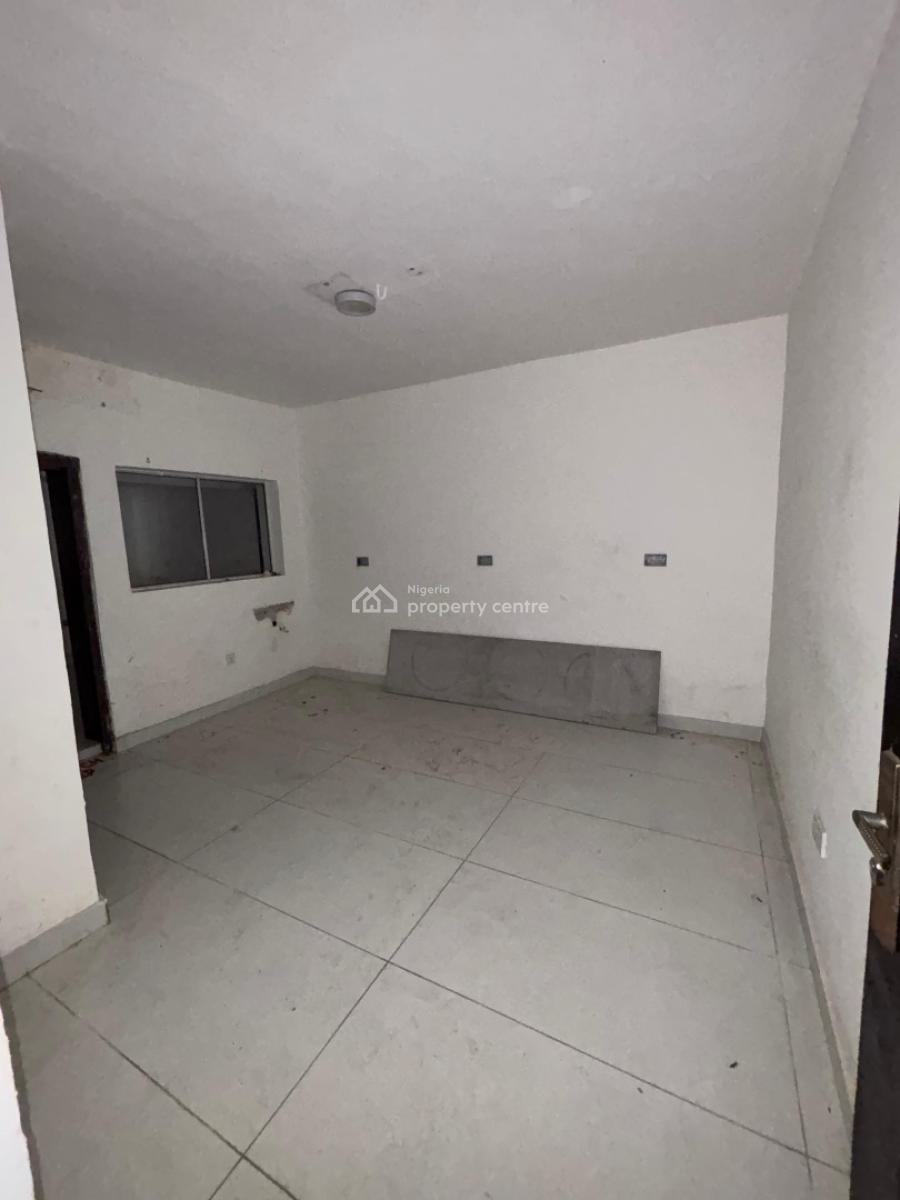 5 Bedroom Fully Detached with Spacious Compound, Lekki Phase 1, Lekki, Lagos, Commercial Property for Rent