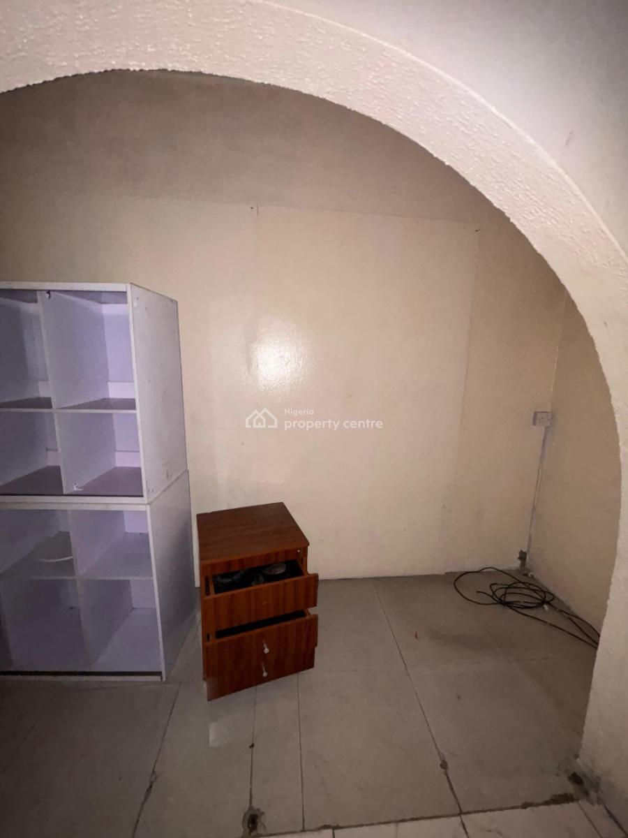 5 Bedroom Fully Detached with Spacious Compound, Lekki Phase 1, Lekki, Lagos, Commercial Property for Rent