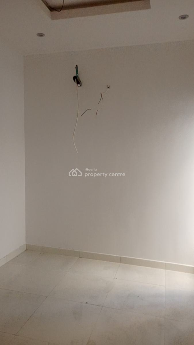 Luxury Mini Flat, Jeff Vwede Street, Alpah Beach Road, Atlantic View Estate, Igbo Efon, Lekki, Lagos, Mini Flat (room and Parlour) for Rent