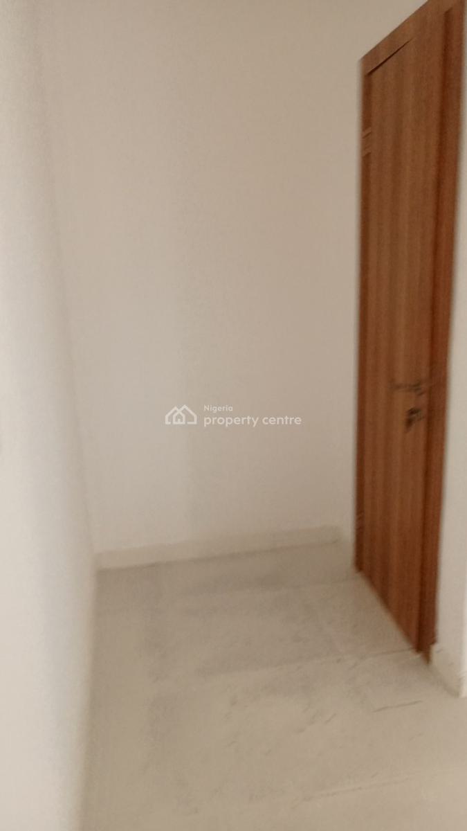 Luxury Mini Flat, Jeff Vwede Street, Alpah Beach Road, Atlantic View Estate, Igbo Efon, Lekki, Lagos, Mini Flat (room and Parlour) for Rent