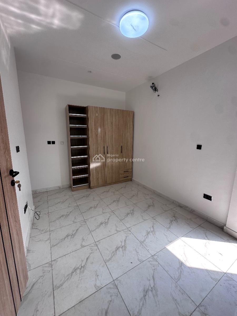 Luxury Brandnew 2bedroom Flat Upstairs, in a Secured Gated Estate, Ologolo, Lekki, Lagos, Flat / Apartment for Sale