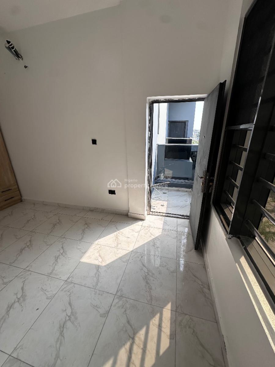 Luxury Brandnew 2bedroom Flat Upstairs, in a Secured Gated Estate, Ologolo, Lekki, Lagos, Flat / Apartment for Sale