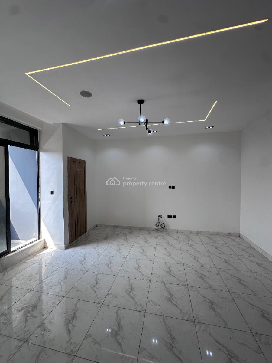 Luxury Brandnew 2bedroom Flat Upstairs, in a Secured Gated Estate, Ologolo, Lekki, Lagos, Flat / Apartment for Sale