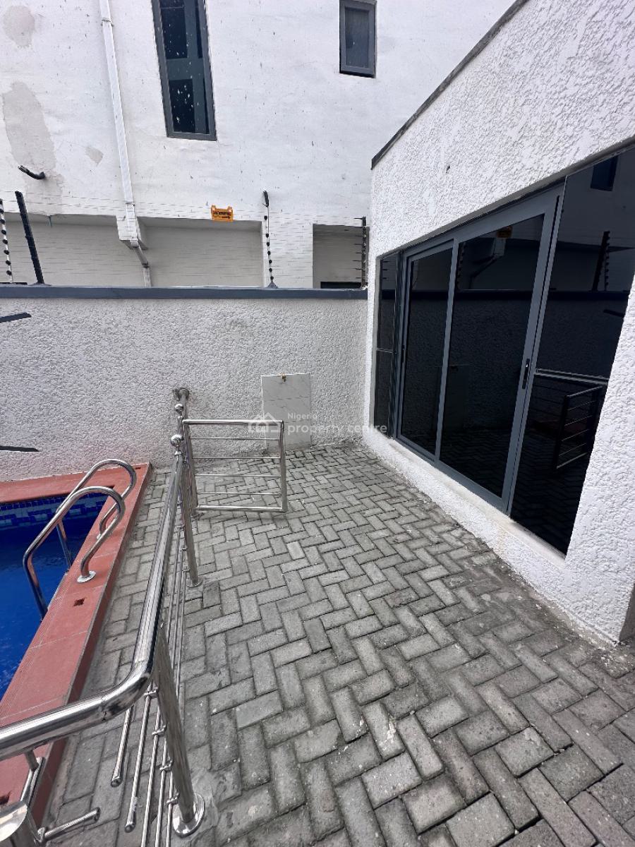 Luxury Brandnew 2bedroom Flat Upstairs, in a Secured Gated Estate, Ologolo, Lekki, Lagos, Flat / Apartment for Sale