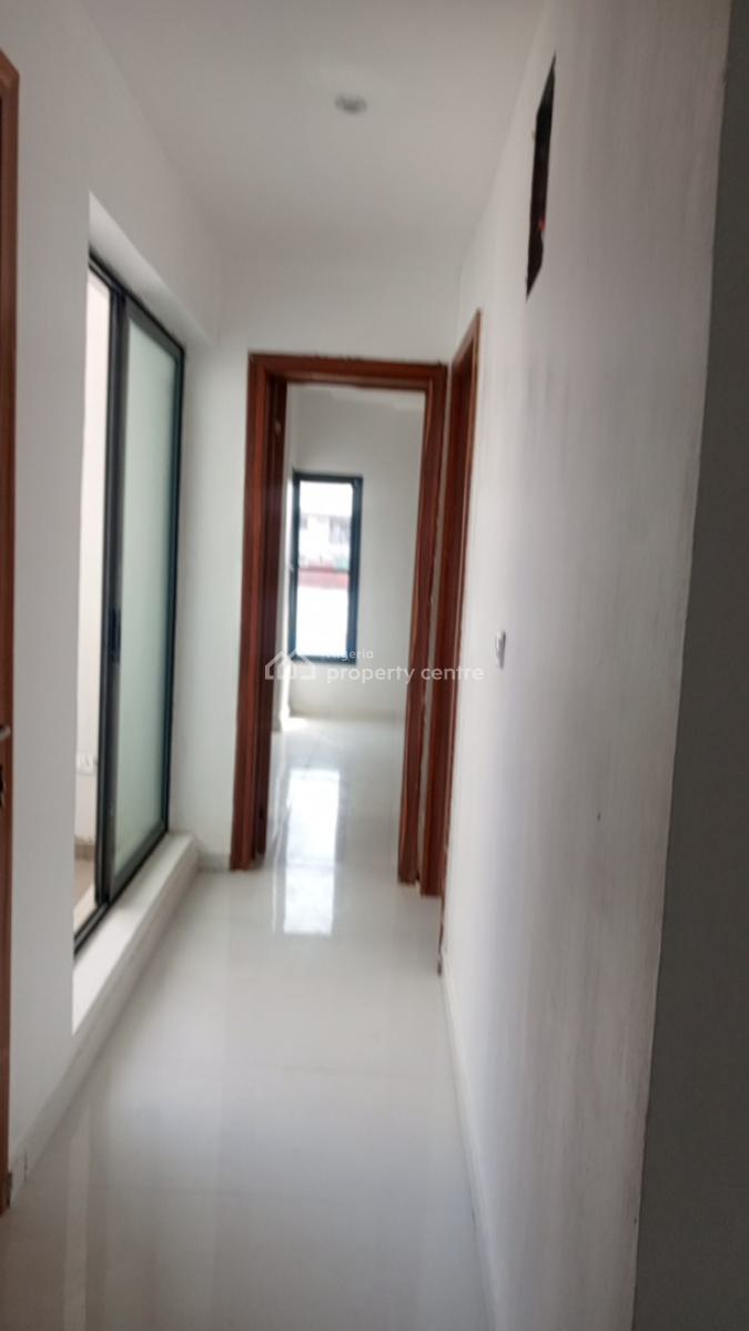 Ocean View 2 Bedroom Flat, Jeff Vwede Street, Alpha Beach Road, Atlantic View Estate, Igbo Efon, Lekki, Lagos, Flat / Apartment for Sale