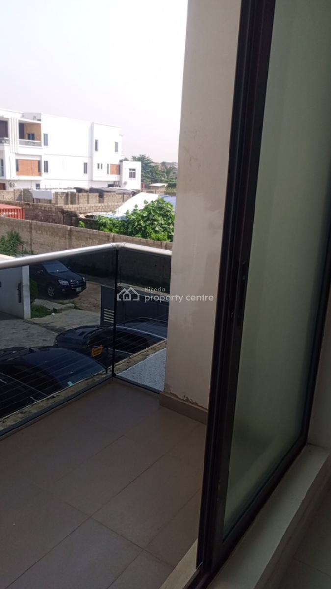 Ocean View 2 Bedroom Flat, Jeff Vwede Street, Alpha Beach Road, Atlantic View Estate, Igbo Efon, Lekki, Lagos, Flat / Apartment for Sale