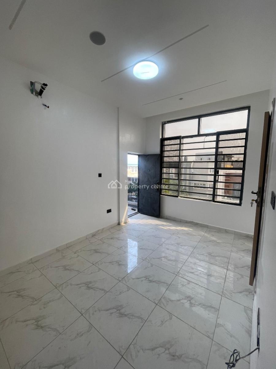 2 Bedroom Serviced Apartment, Ologolo, Ologolo, Lekki, Lagos, Block of Flats for Sale