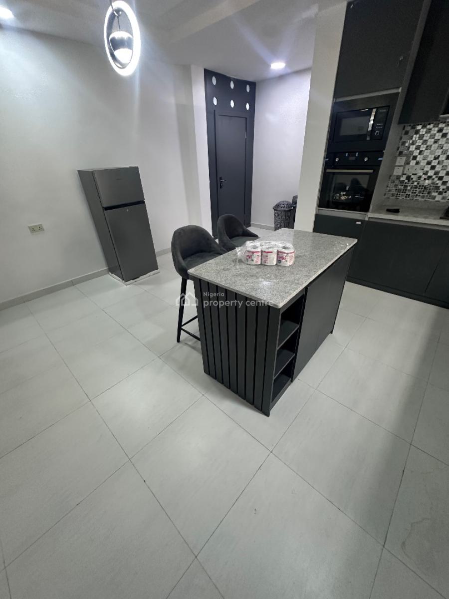Fully Furnished/serviced Penthouse, 24/7 Power Supply, New Fullyfurnished Penthouse, Ologolo, Lekki, Lagos, Flat / Apartment for Rent
