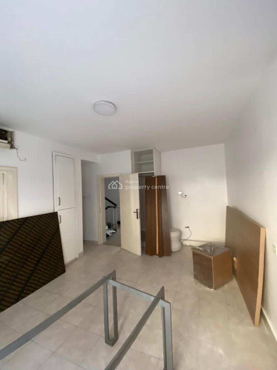 Luxury 4 Bedrooms Terrace Duplex Self Serviced with Private Back Space, Victoria Island (vi), Lagos, Terraced Duplex for Rent