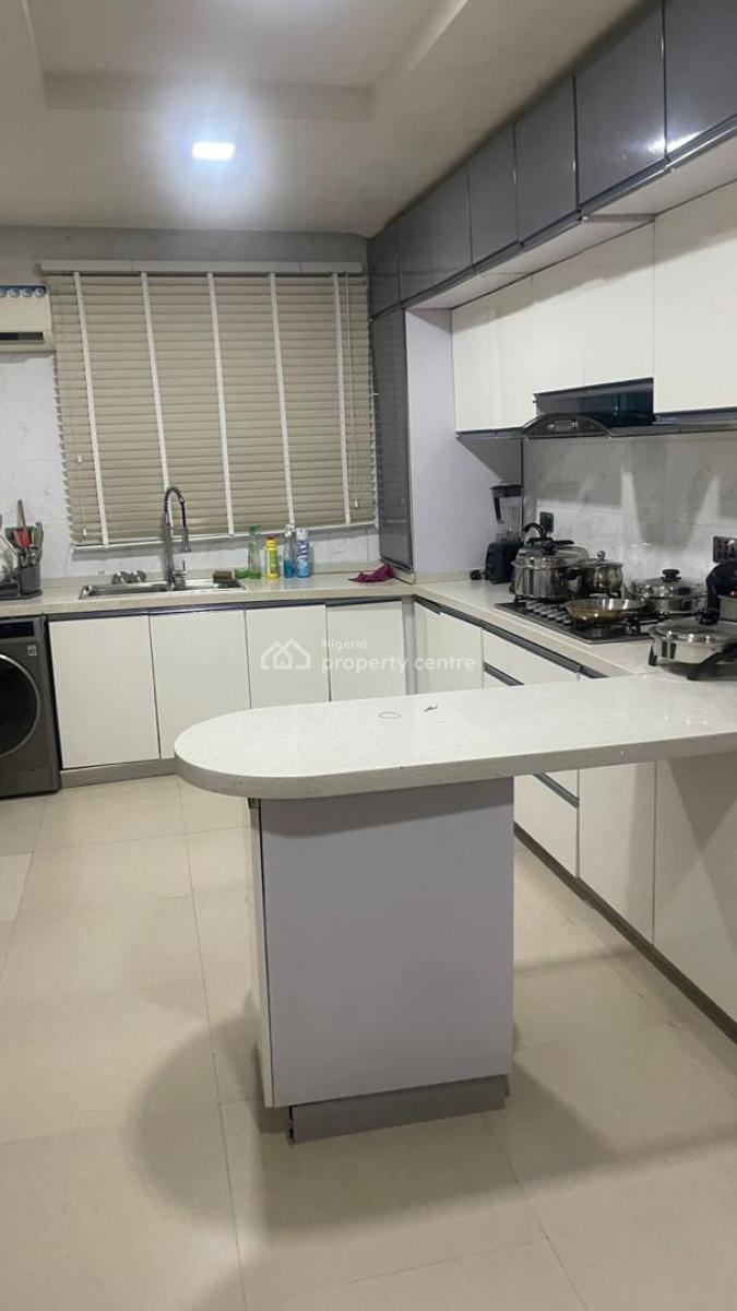 3 Bedroom Apartment with Bq Swimming Pool Gym Elevator, Shoreline Drive, Ikoyi, Lagos, Flat / Apartment for Sale