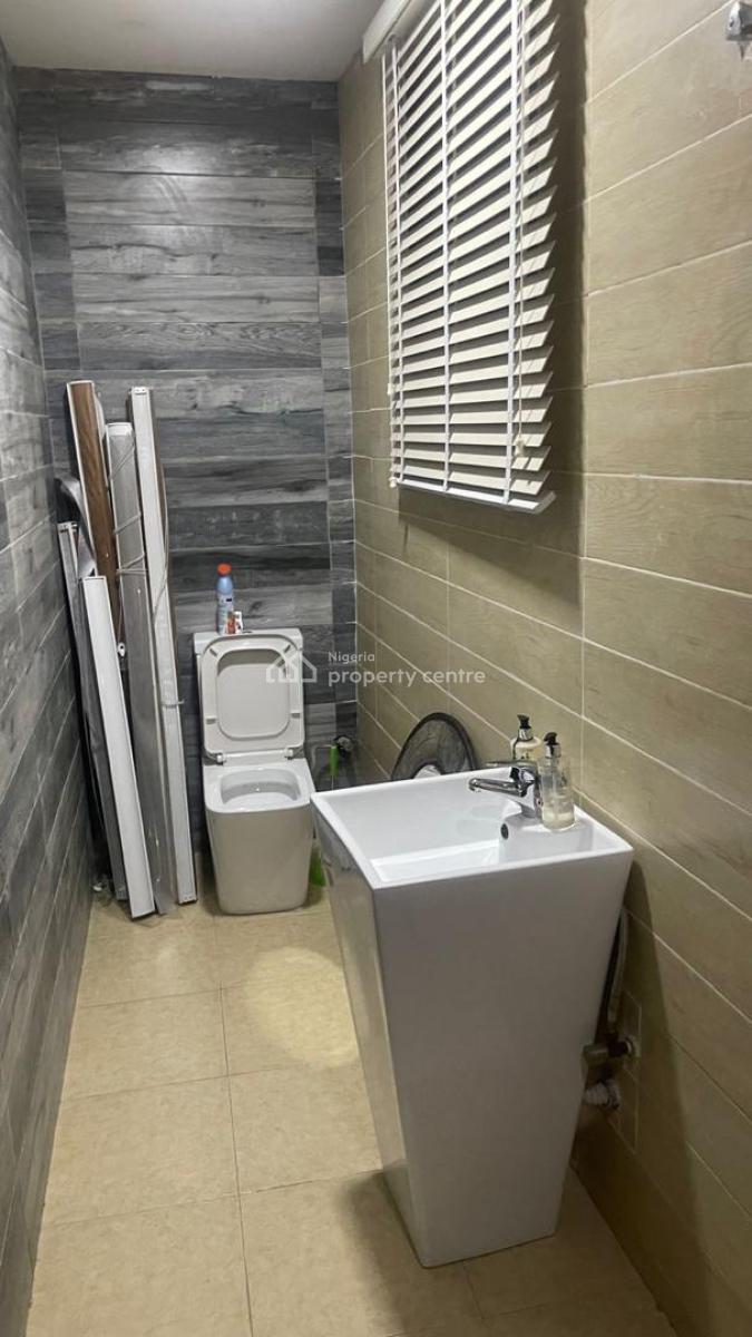 3 Bedroom Apartment with Bq Swimming Pool Gym Elevator, Shoreline Drive, Ikoyi, Lagos, Flat / Apartment for Sale