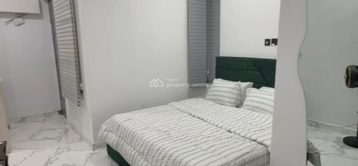 2 Bedroom Duplex in an Estate, Mende, Maryland, Lagos, Flat / Apartment for Sale