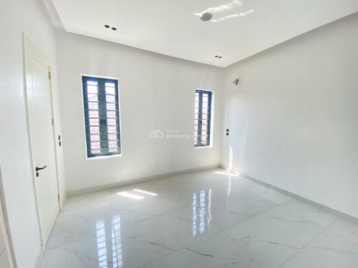 5-bedroom Luxury Detached House + Bq, Chevron Drive, Lekki, Lagos, House for Sale