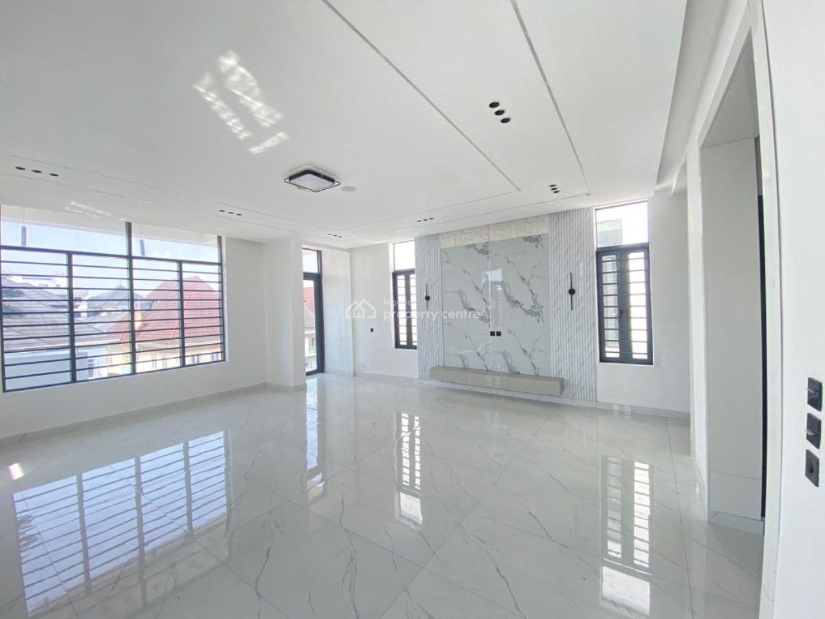 5-bedroom Luxury Detached House + Bq, Chevron Drive, Lekki, Lagos, House for Sale