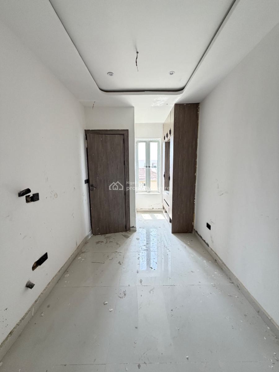 Spacious 2 Bedroom Maisonette Duplex, Lekki Phase 1, Lekki, Lagos, Terraced Duplex for Sale