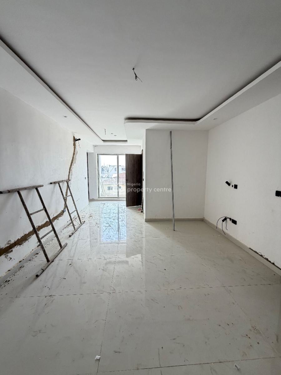 Spacious 2 Bedroom Maisonette Duplex, Lekki Phase 1, Lekki, Lagos, Terraced Duplex for Sale