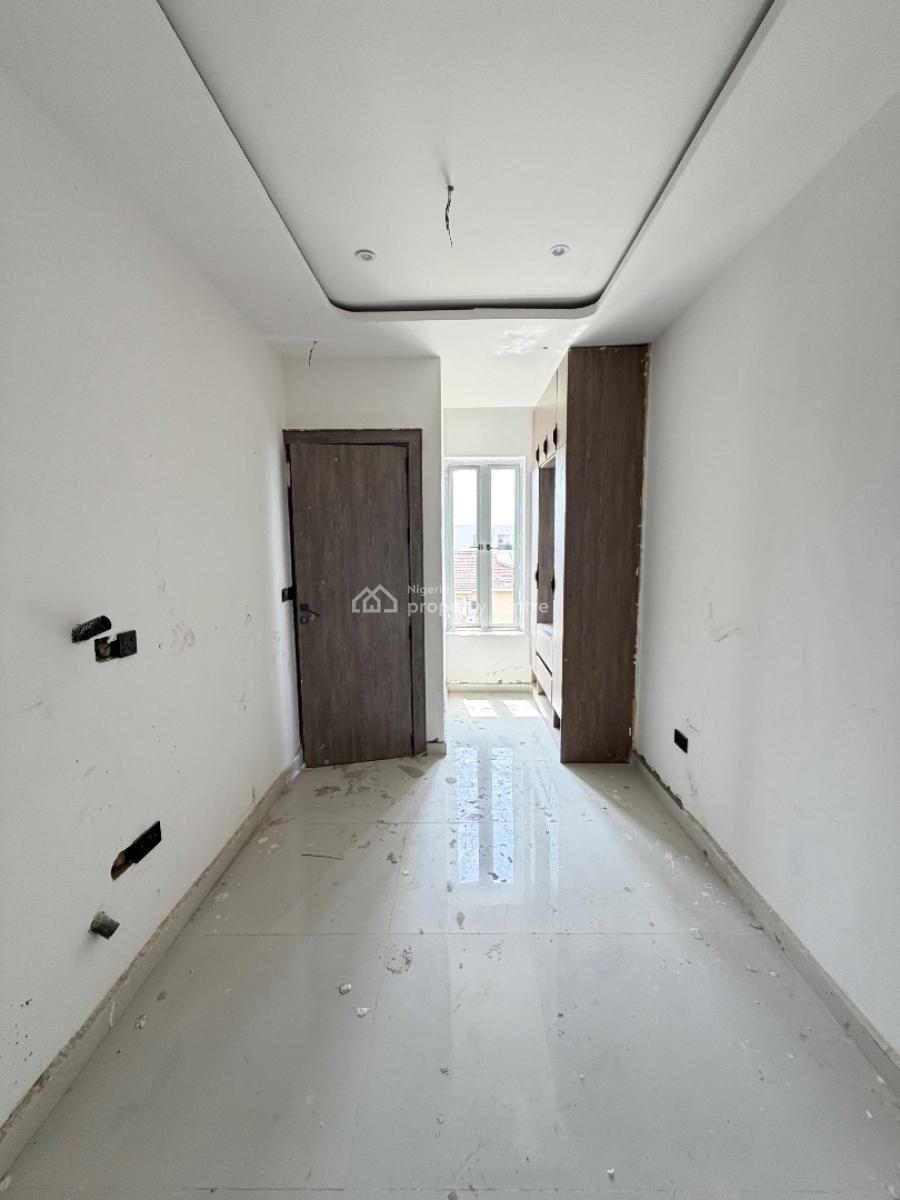 Spacious 2 Bedroom Maisonette Duplex, Lekki Phase 1, Lekki, Lagos, Terraced Duplex for Sale