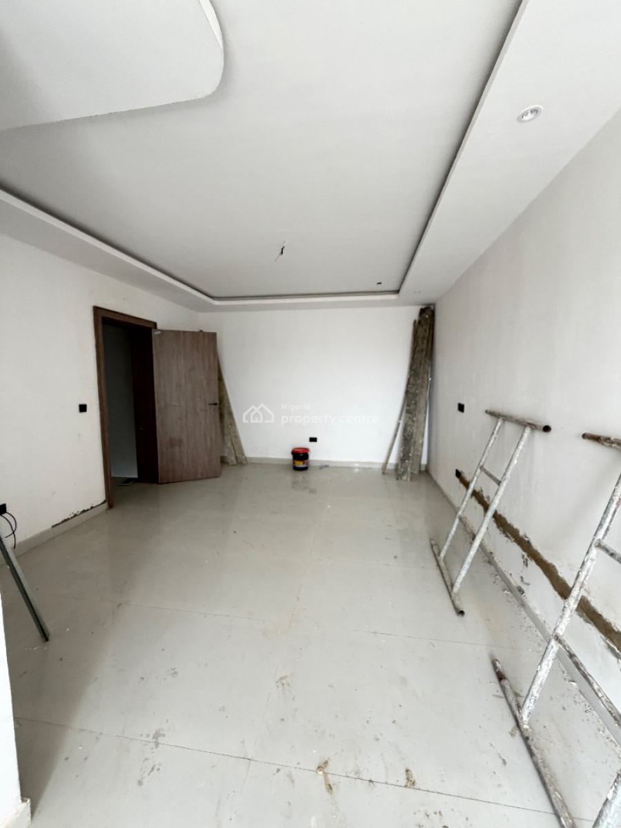 Spacious 2 Bedroom Maisonette Duplex, Lekki Phase 1, Lekki, Lagos, Terraced Duplex for Sale