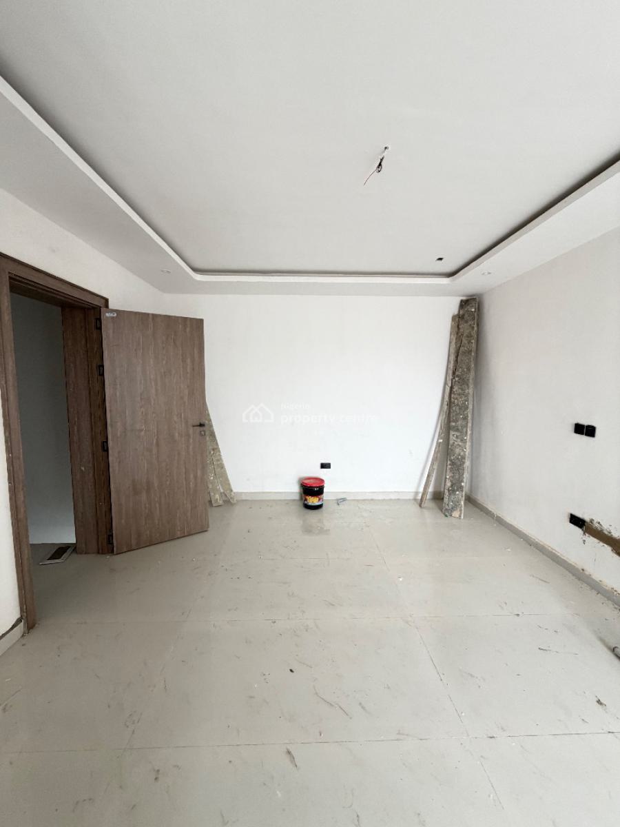 Spacious 2 Bedroom Maisonette Duplex, Lekki Phase 1, Lekki, Lagos, Terraced Duplex for Sale