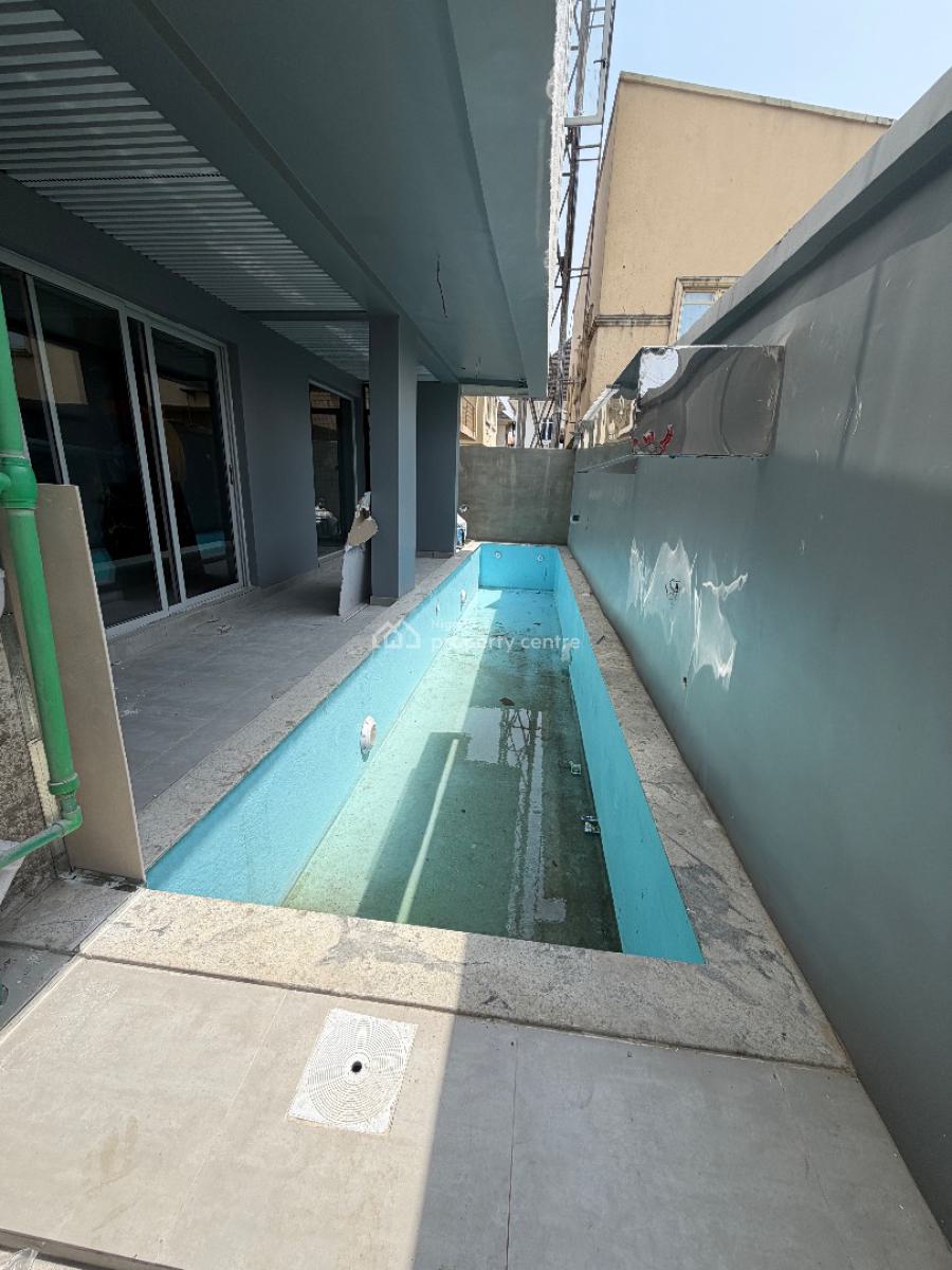 Spacious 2 Bedroom Maisonette Duplex, Lekki Phase 1, Lekki, Lagos, Terraced Duplex for Sale