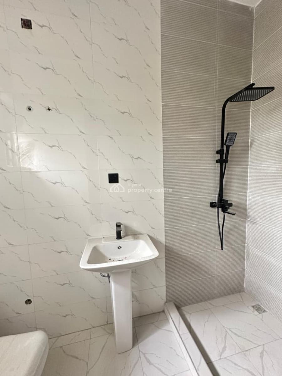 Premium Spacious 3 Bedroom Apartment with Gym & Pool in a Secured Estate, Abraham Adesanya, Ajah, Lagos, Flat / Apartment for Sale