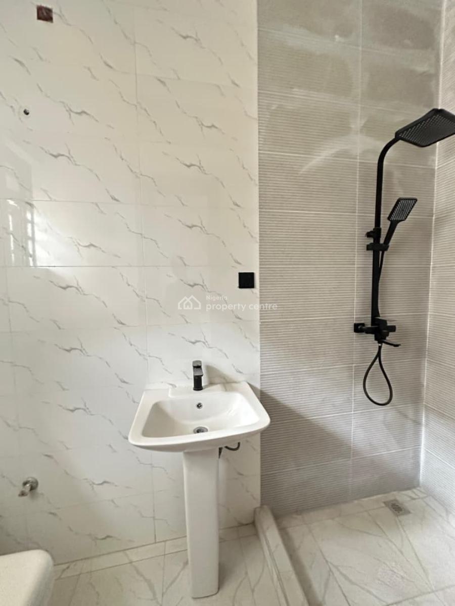 Premium Spacious 3 Bedroom Apartment with Gym & Pool in a Secured Estate, Abraham Adesanya, Ajah, Lagos, Flat / Apartment for Sale