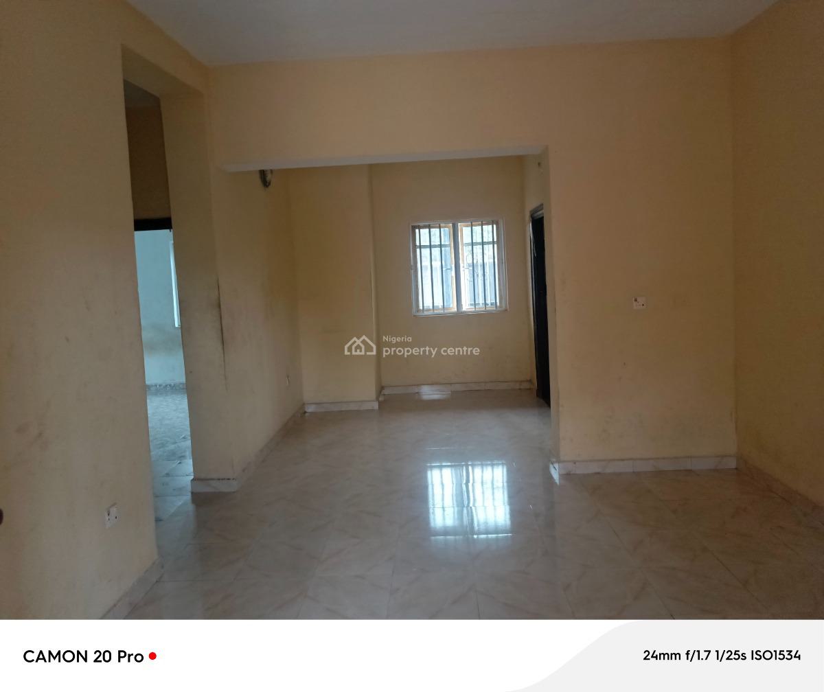 2 Bedroom Flat with 3 Toilets, Okwu Uratta, Owerri Municipal, Imo, Flat / Apartment for Rent