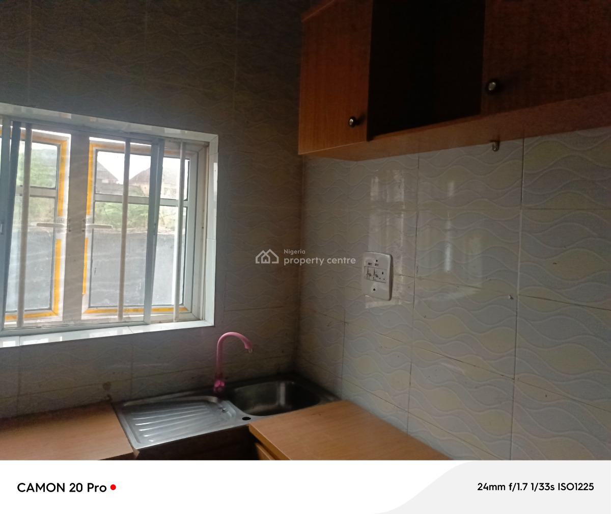 2 Bedroom Flat with 3 Toilets, Okwu Uratta, Owerri Municipal, Imo, Flat / Apartment for Rent