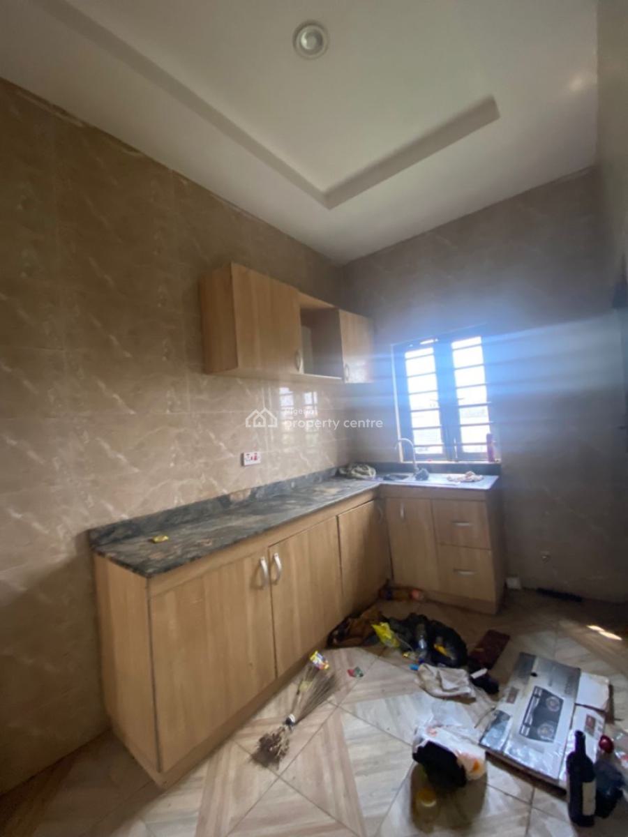 Luxury Standard 2 Bedroom Apartment Upstairs, Sangotedo, Ajah, Lagos, Flat / Apartment for Rent