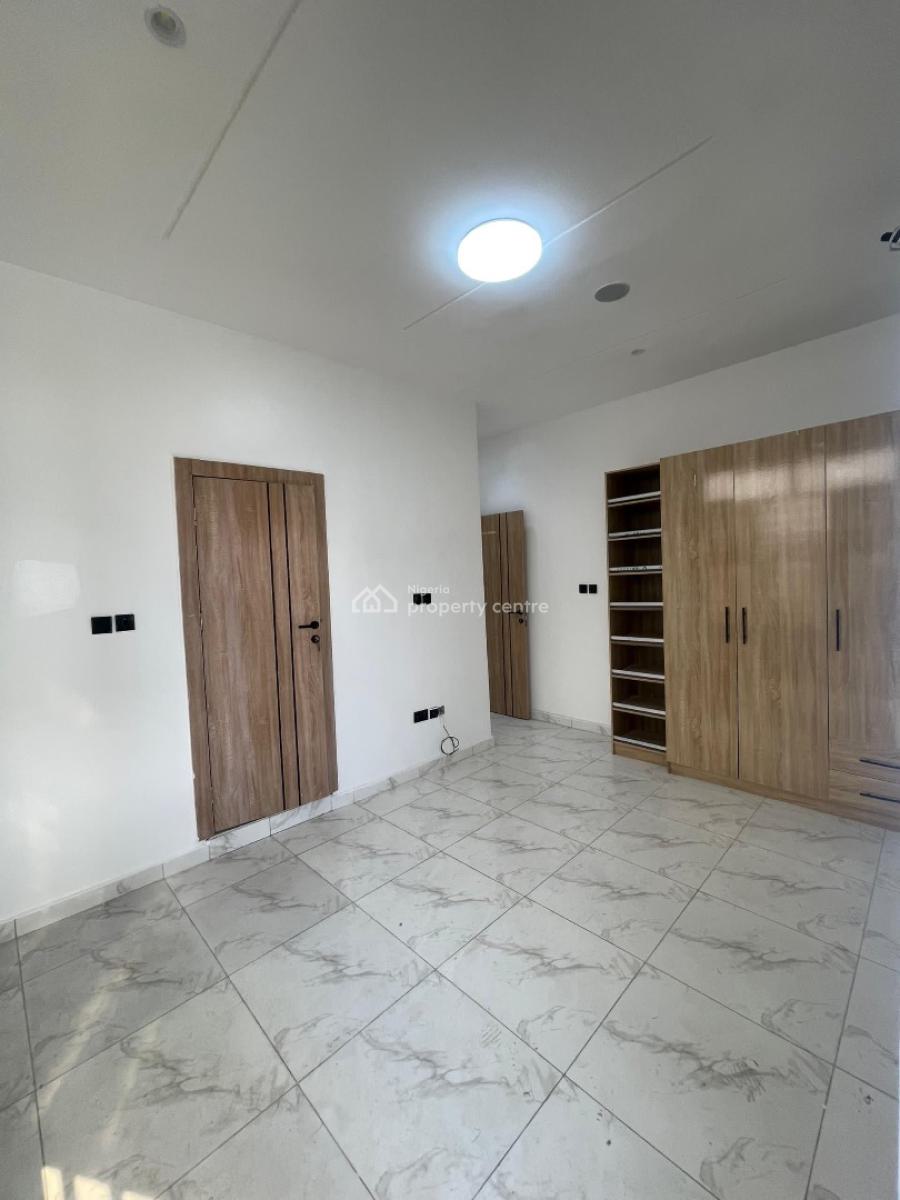 1 Bedroom Serviced Apartment, Ologolo, Lekki, Lagos, Flat / Apartment for Sale