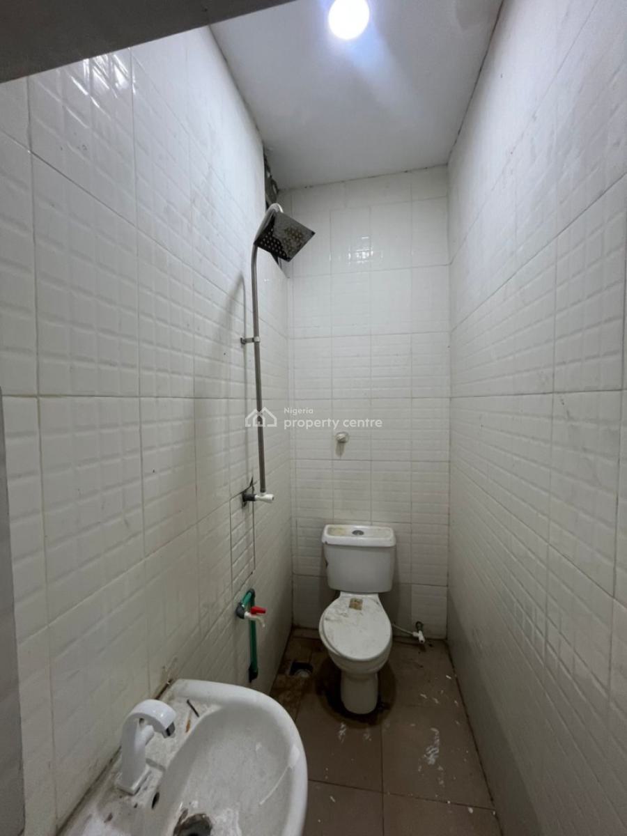 3 Bedroom Bungalow, Adesanya, Lekki, Lagos, Flat / Apartment for Rent