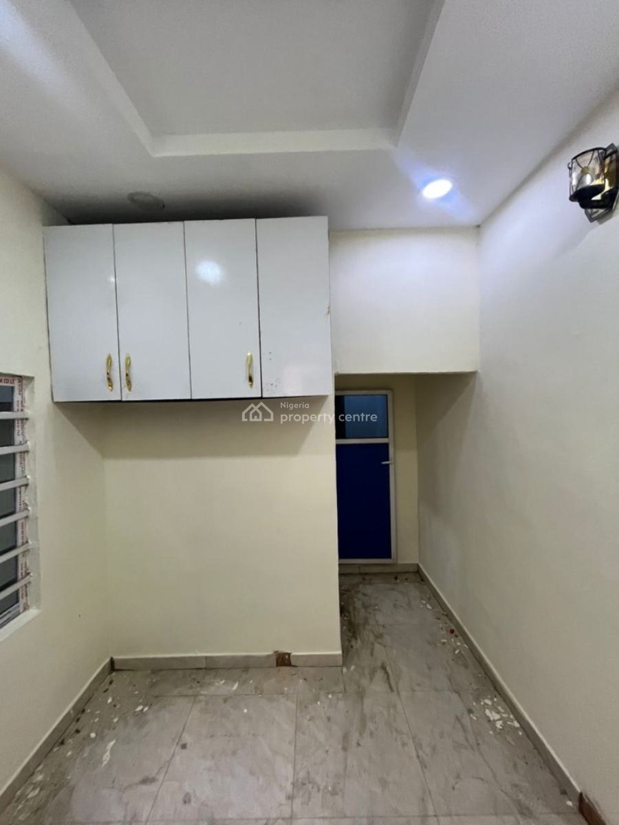 3 Bedroom Bungalow, Adesanya, Lekki, Lagos, Flat / Apartment for Rent