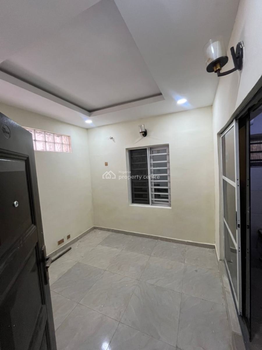 3 Bedroom Bungalow, Adesanya, Lekki, Lagos, Flat / Apartment for Rent