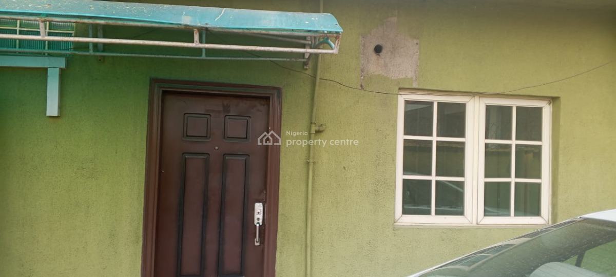 4 Rooms Office Space, Aladelola Street, Ikosi, Ketu, Lagos, Flat / Apartment for Rent