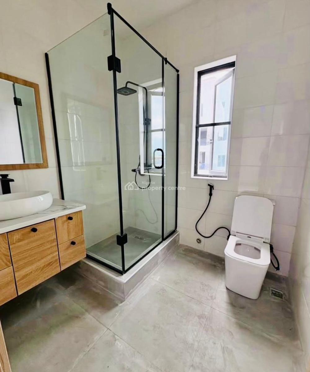 Shared Apartment This Is The Masters Bedroom Big Masters Bedroom, Ikota, Lekki, Lagos, Flat / Apartment for Rent