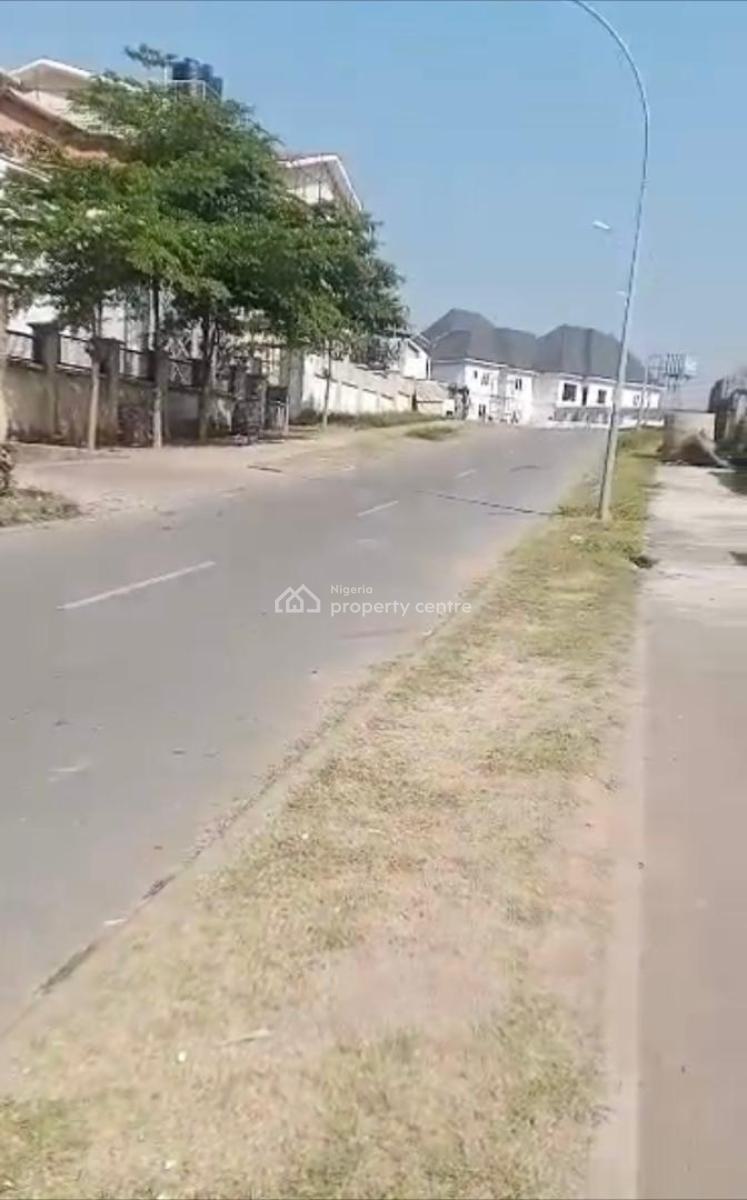 1,800sqm, Residential, C of O, Tarred Road, Guzape Main, Guzape District, Abuja, Residential Land for Sale